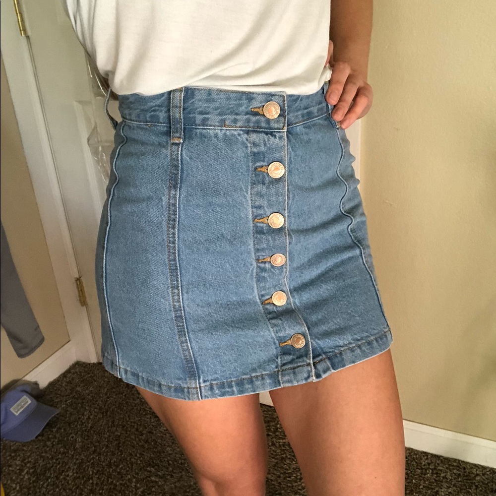 Forever 21 Mini Skirt Size 24/25